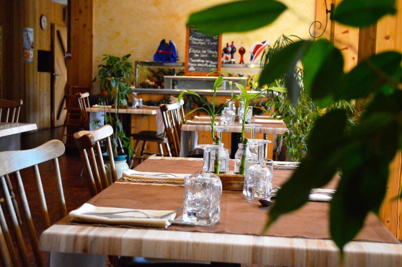 Auberge De Costaroche Albertville Εξωτερικό φωτογραφία