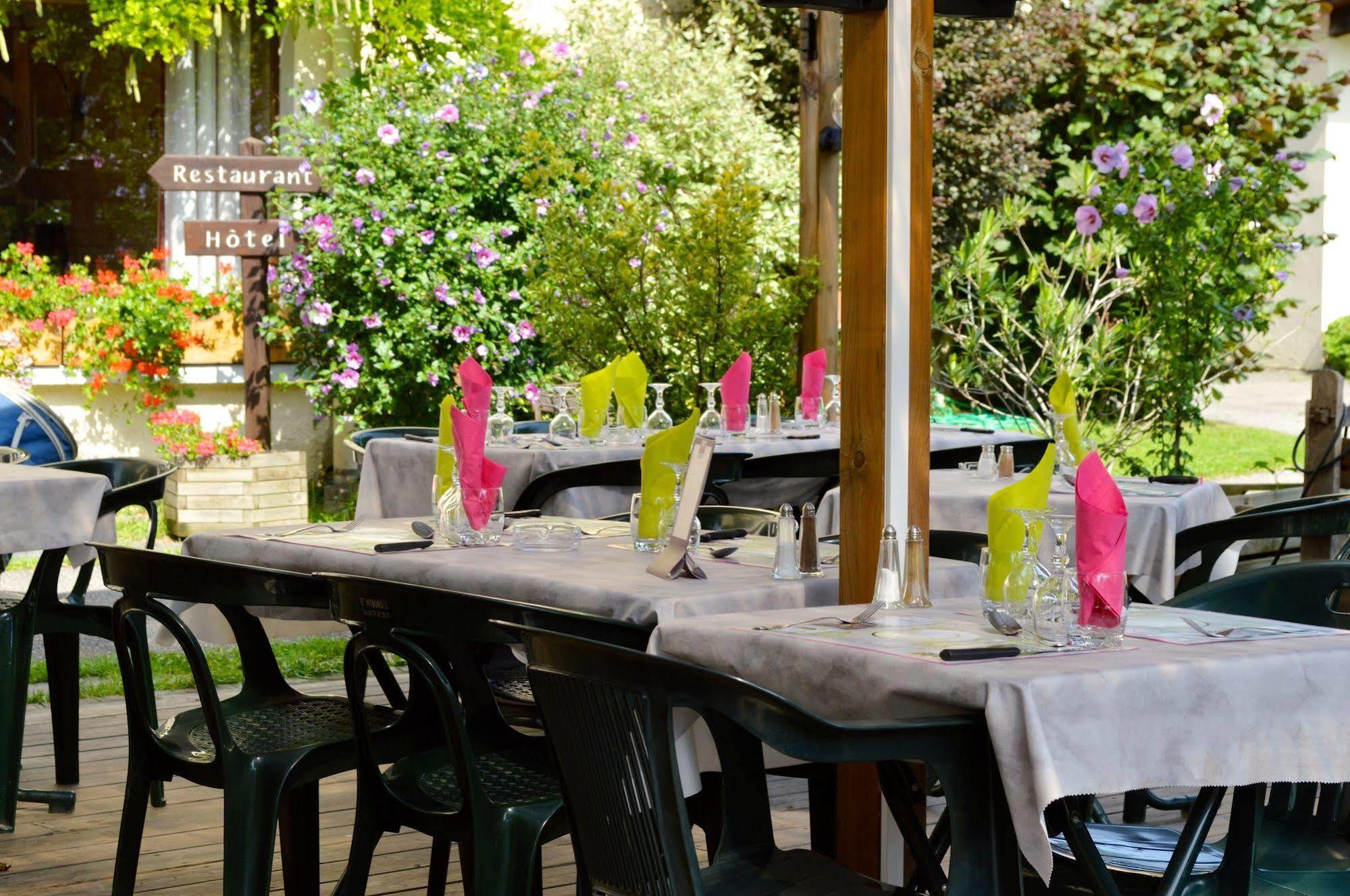 Auberge De Costaroche Albertville Εξωτερικό φωτογραφία