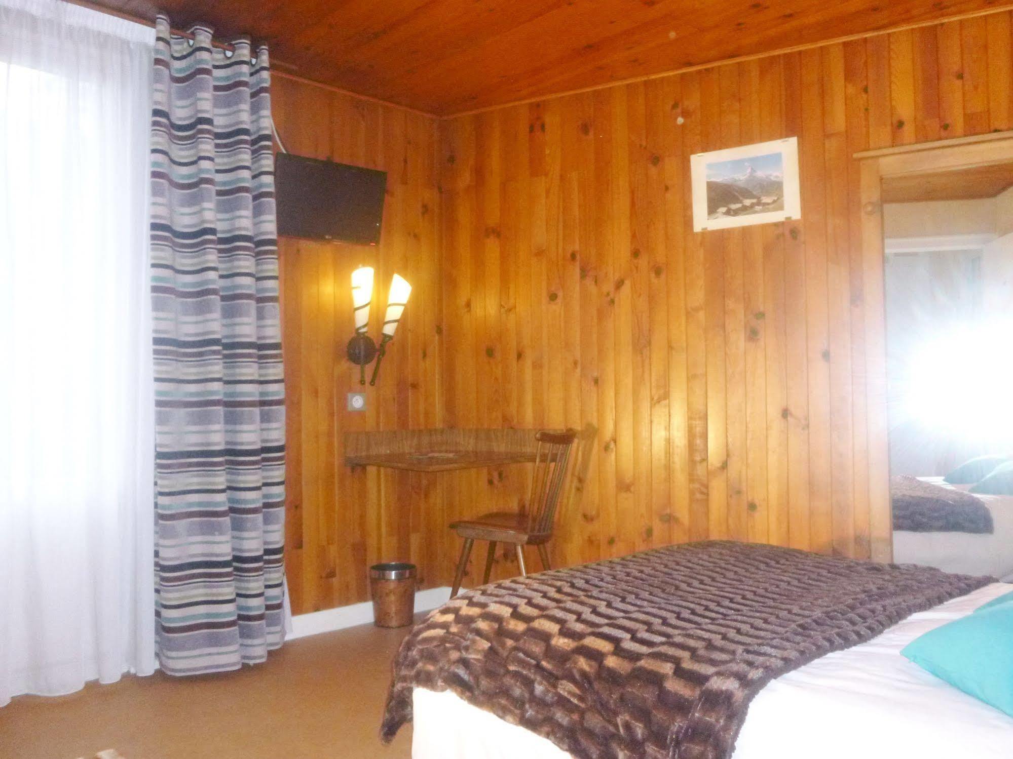 Auberge De Costaroche Albertville Εξωτερικό φωτογραφία